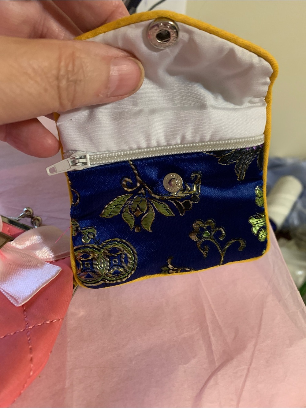 Two change purses - Picture 8 of 8